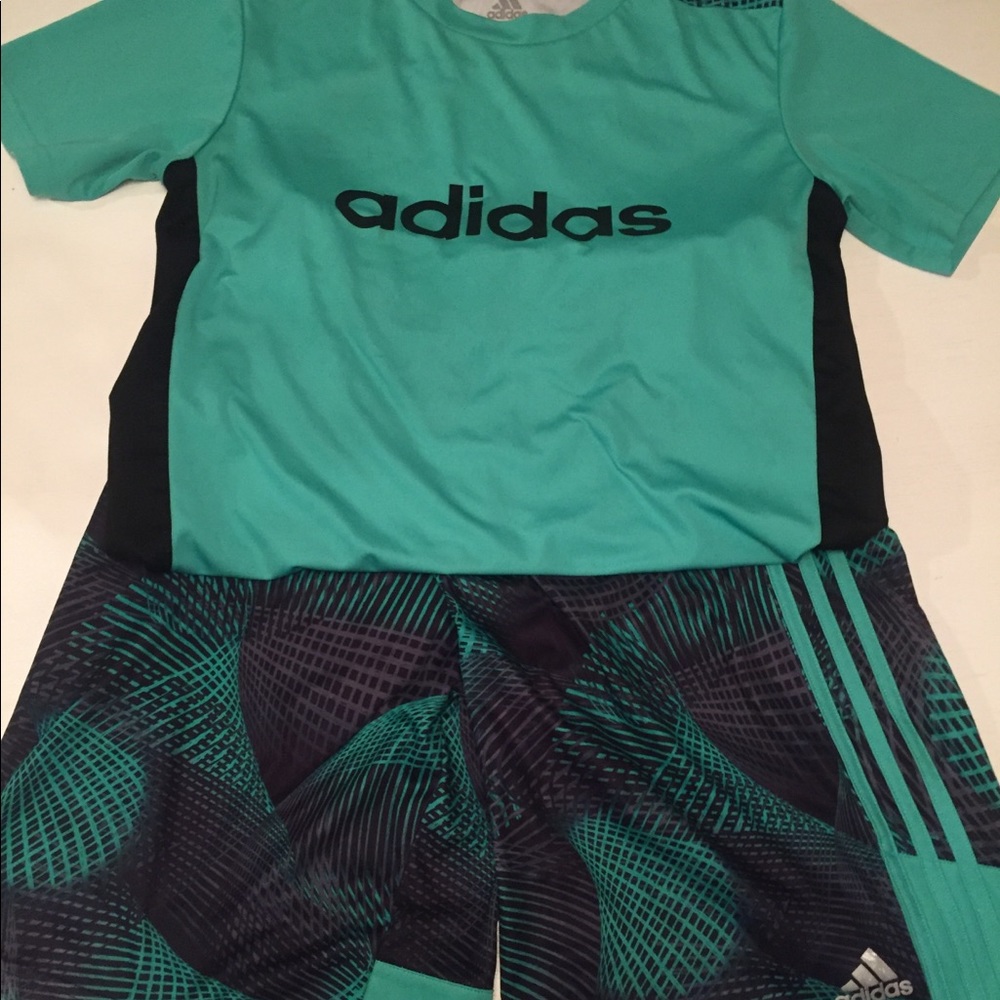 Boys adidas size L/XL